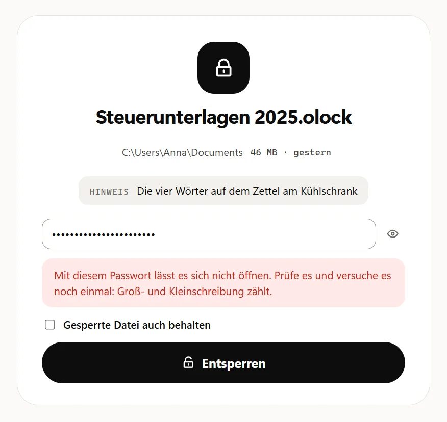 Das Fenster „Entsperren“ nach einem falschen Passwort: „Mit diesem Passwort lässt es sich nicht öffnen. Prüfe es und versuche es noch einmal: Groß- und Kleinschreibung zählt.“